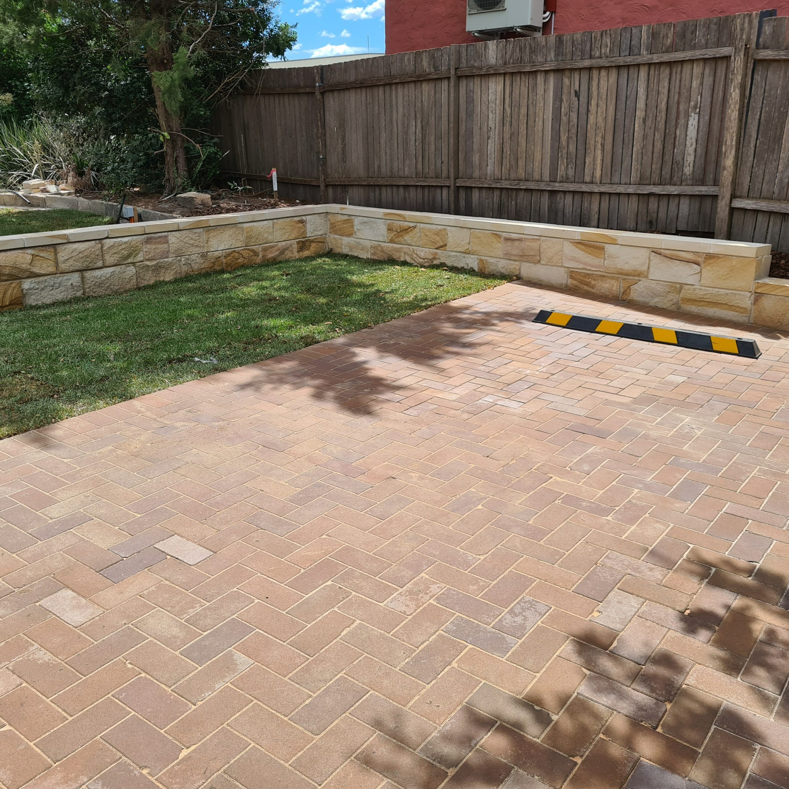  <a href="/gpl/paving/">paving</a>